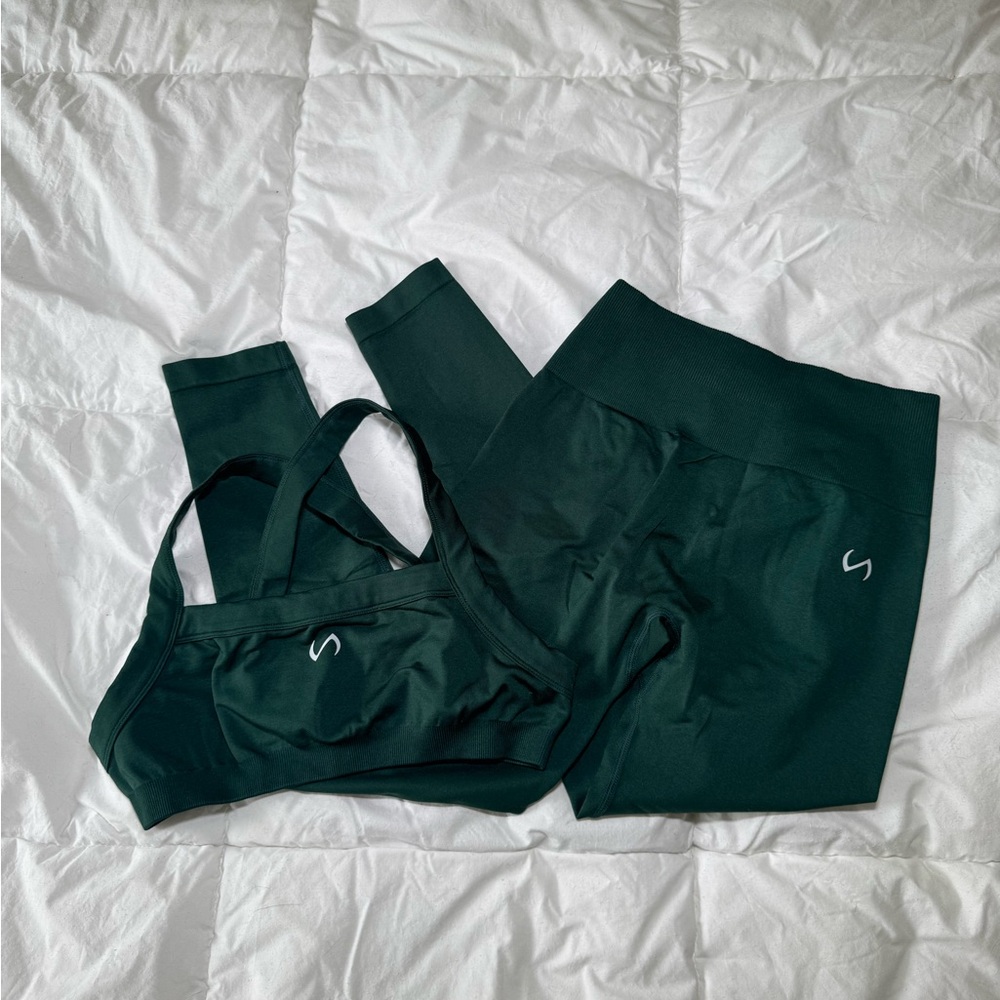 Women's Green Sports Bra